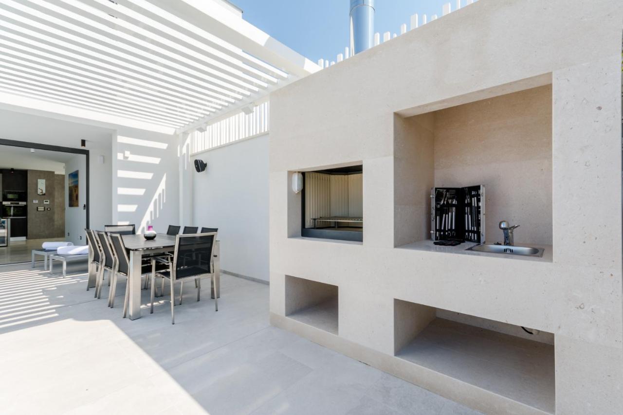 סוטיבאן Villa Vitae & Villa Pax מראה חיצוני תמונה