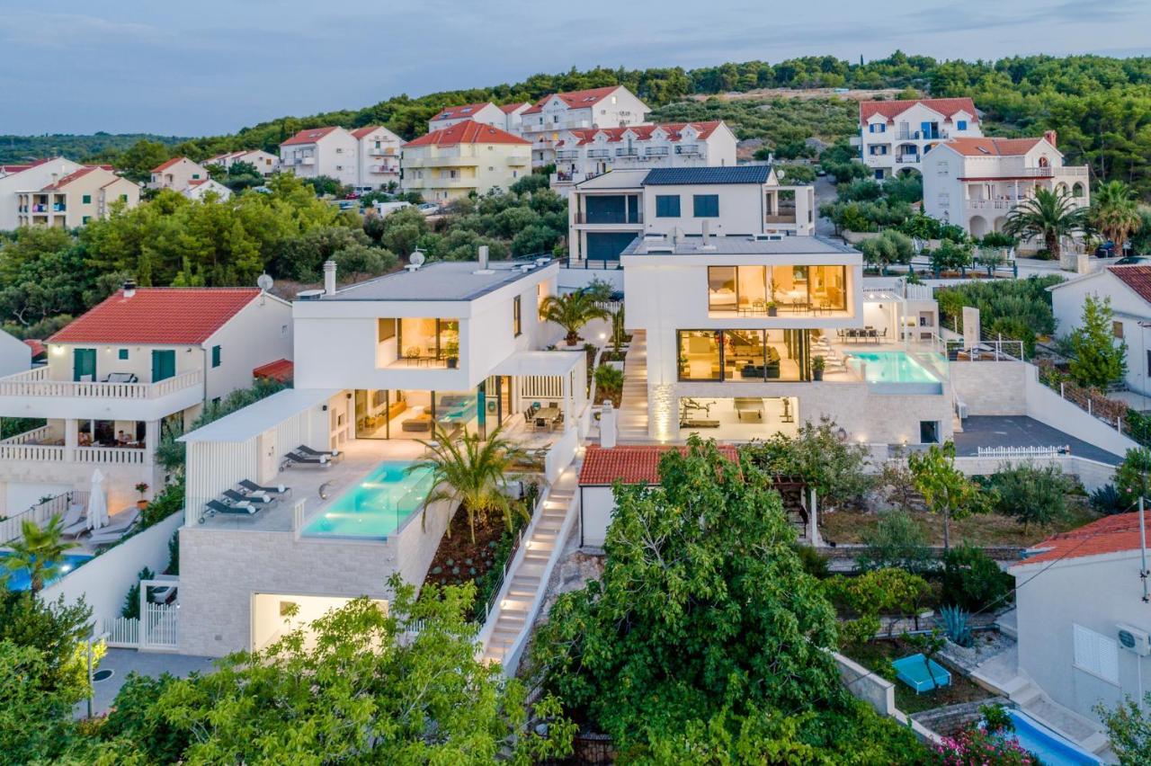 סוטיבאן Villa Vitae & Villa Pax מראה חיצוני תמונה
