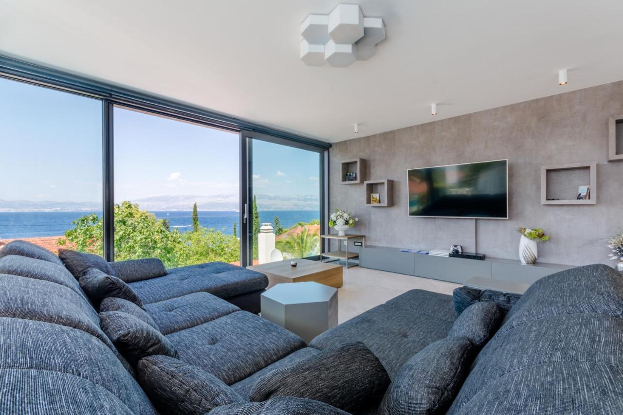 סוטיבאן Villa Vitae & Villa Pax מראה חיצוני תמונה