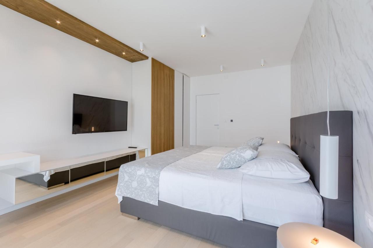סוטיבאן Villa Vitae & Villa Pax חדר תמונה