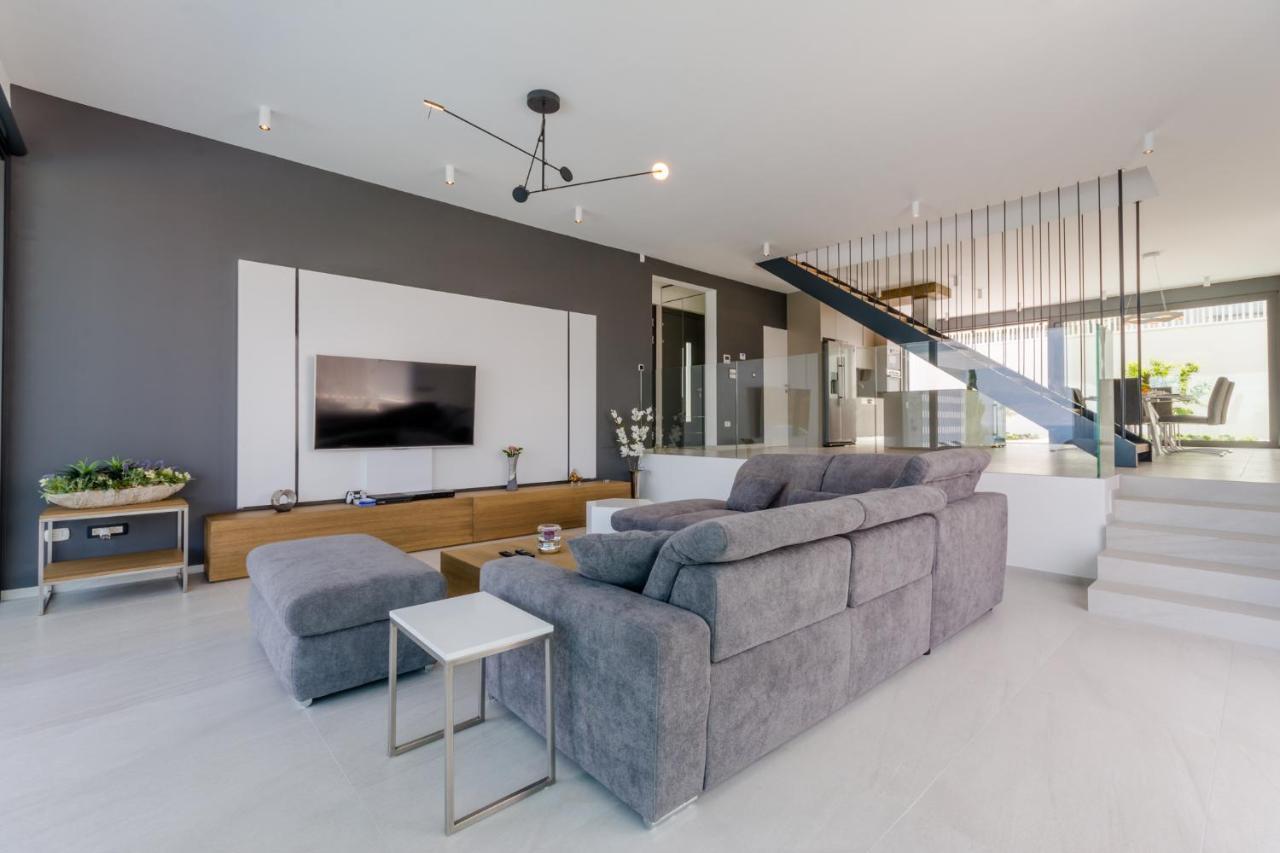 סוטיבאן Villa Vitae & Villa Pax מראה חיצוני תמונה