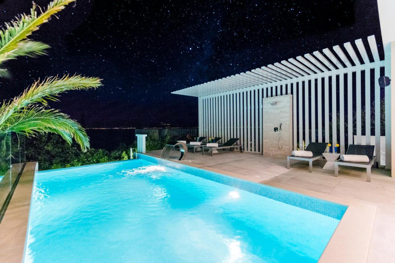 סוטיבאן Villa Vitae & Villa Pax מראה חיצוני תמונה