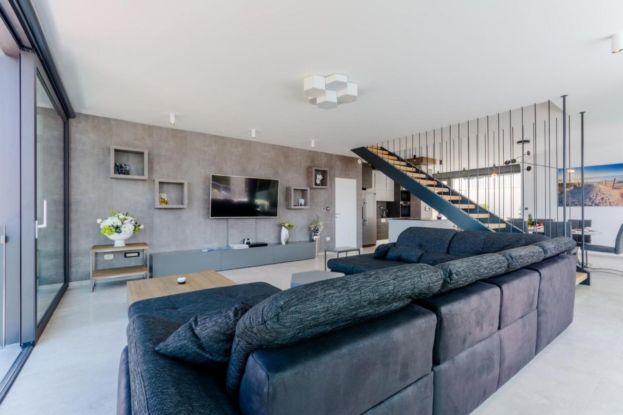 סוטיבאן Villa Vitae & Villa Pax מראה חיצוני תמונה