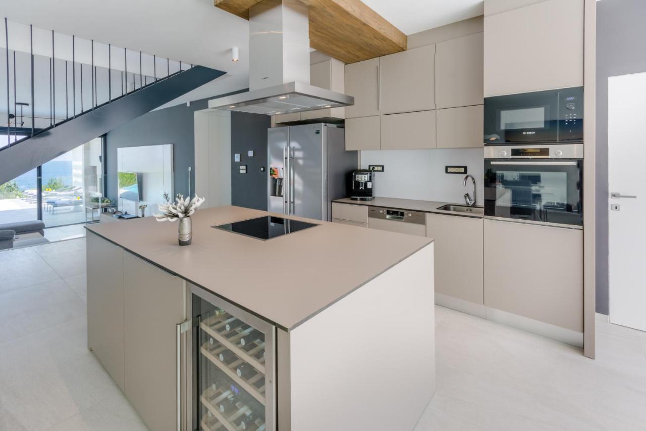 סוטיבאן Villa Vitae & Villa Pax מראה חיצוני תמונה