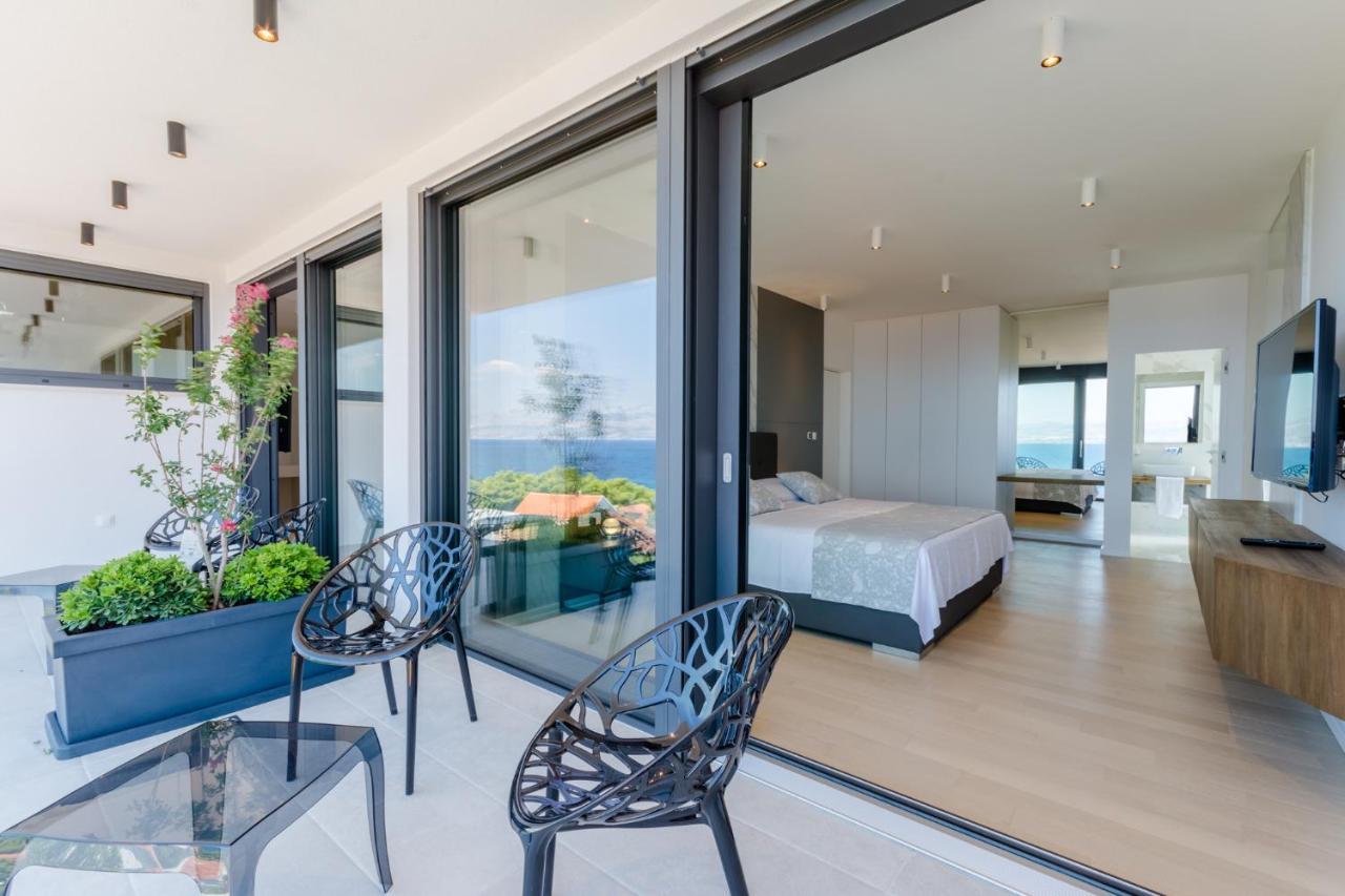 סוטיבאן Villa Vitae & Villa Pax מראה חיצוני תמונה