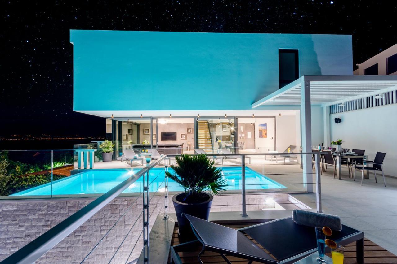 סוטיבאן Villa Vitae & Villa Pax מראה חיצוני תמונה